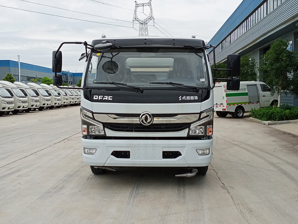 CL5093GSSBEV東風(fēng)5方純電動灑水車