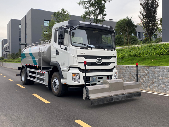 CL5180GQXBEV東風(fēng)純電動清洗車