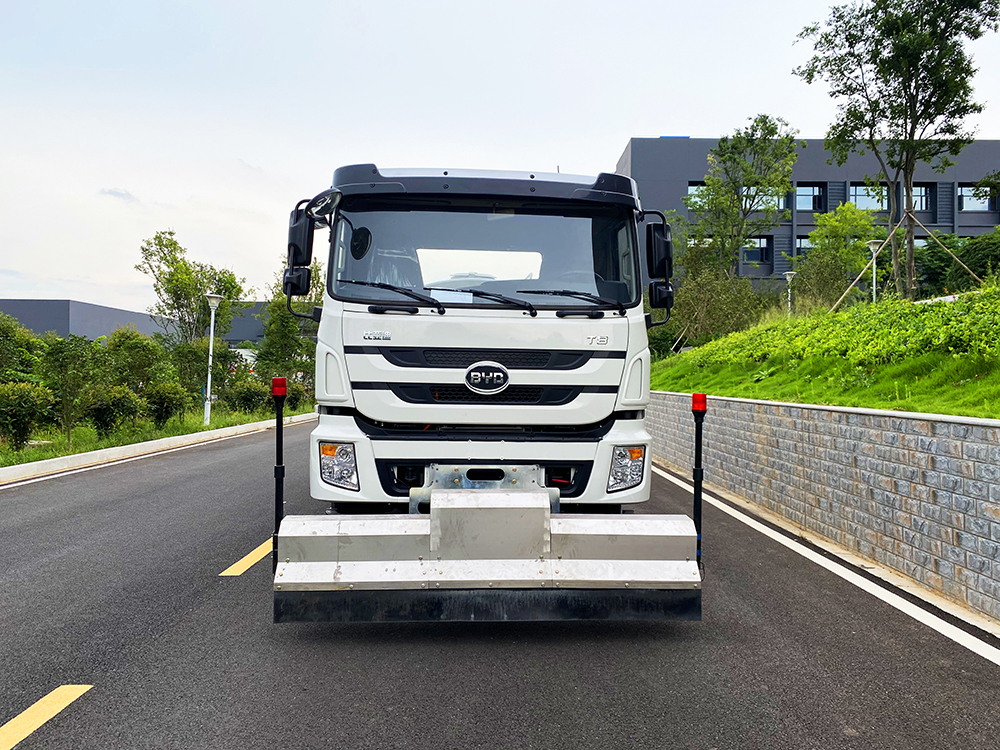 CL5181GQXBEV比亞迪T8純電動清洗車